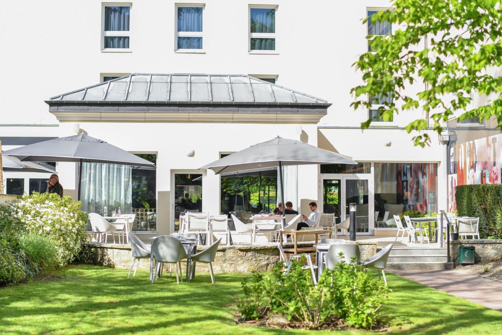 Mercure Château De Hotel 4*